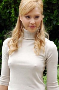 braless-jessica-alba-15